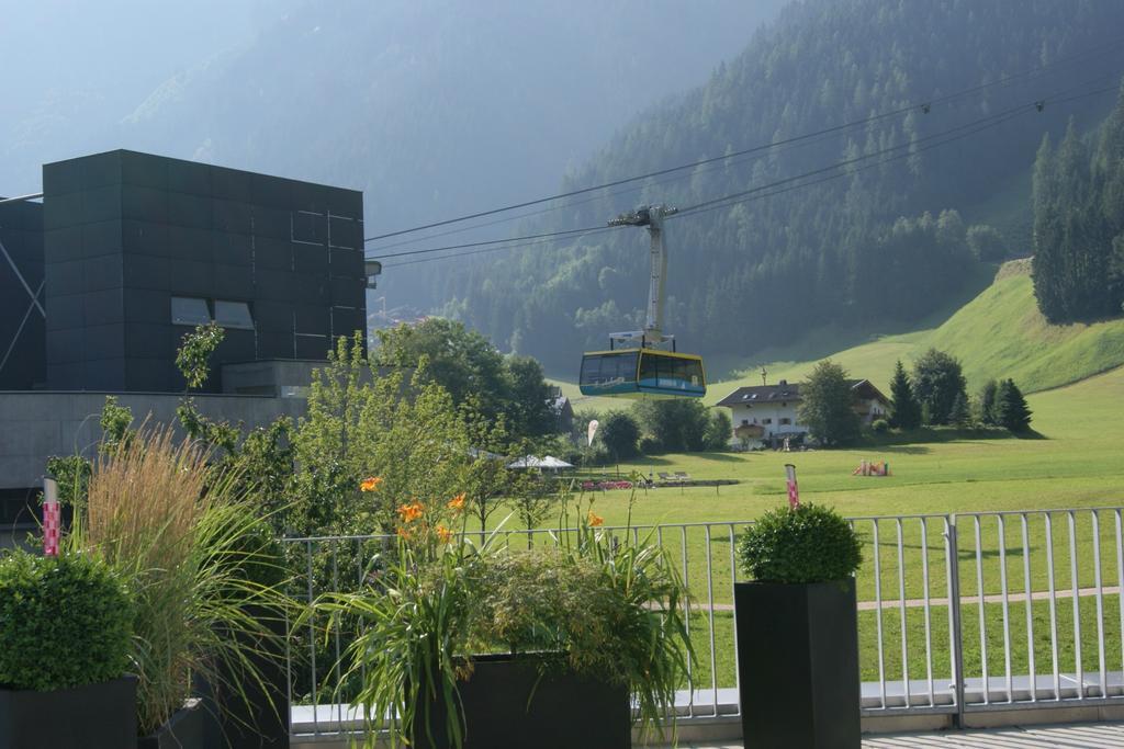 Apart Mountain Lodge ไมย์อาโฮเฟิน ภายนอก รูปภาพ